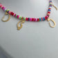 قلادة أحرف مخصصة بخرز ملوّن