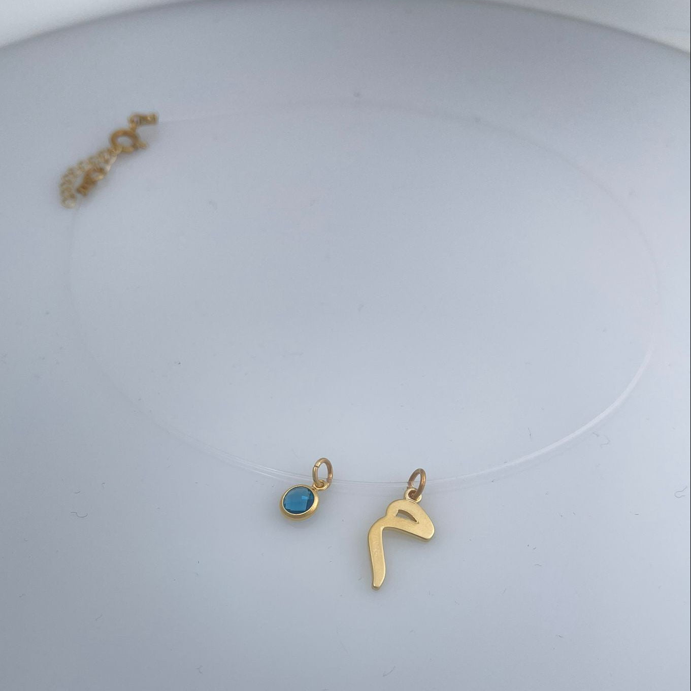 قلادة حرف أو اسم مع حجر الميلاد