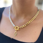 قلادة اسم مخصص  مع لؤلؤ